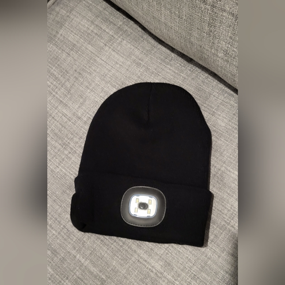 Bluetooth hat - Picture 3 of 4